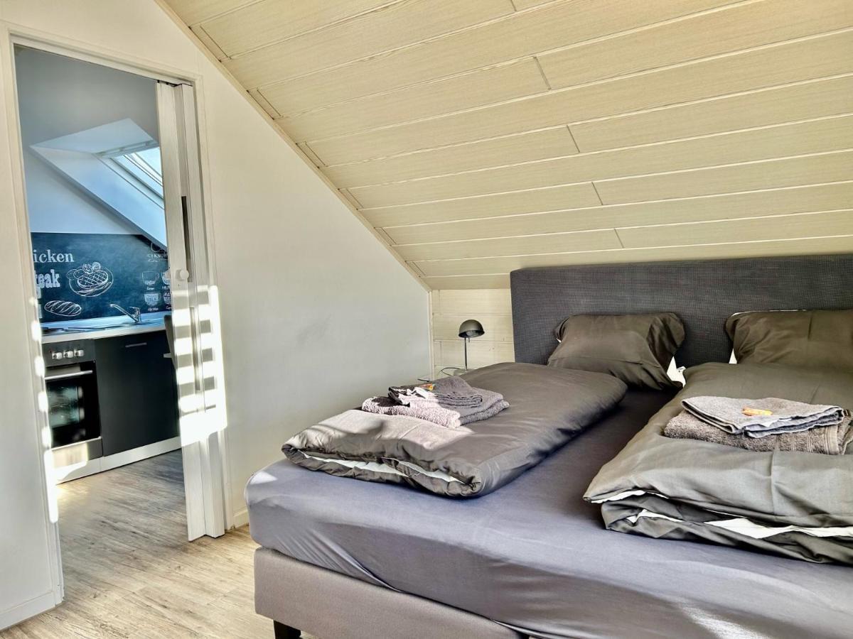 Gaestezimmer Beate Und Ferienwohnung Rheda Wiedenbrueck Esterno foto