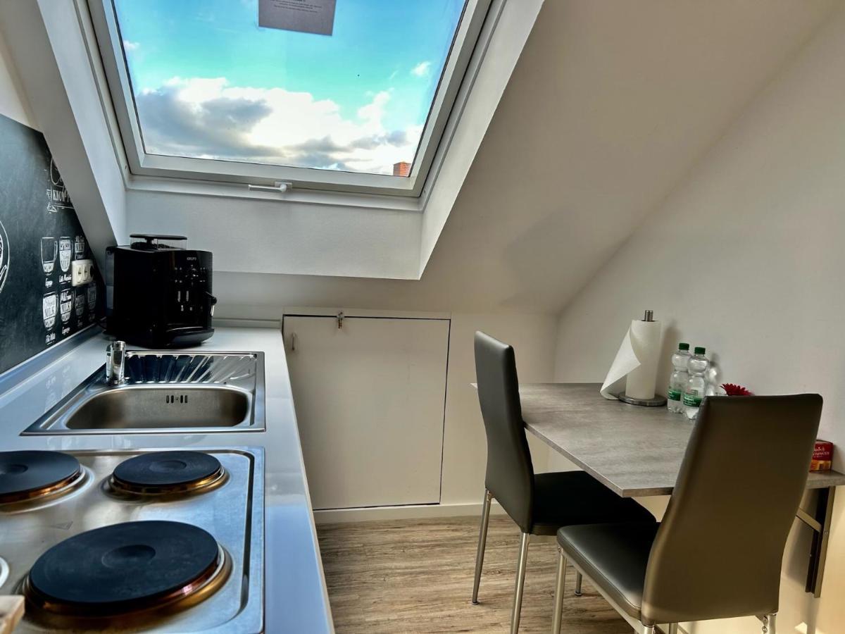 Gaestezimmer Beate Und Ferienwohnung Rheda Wiedenbrueck Esterno foto