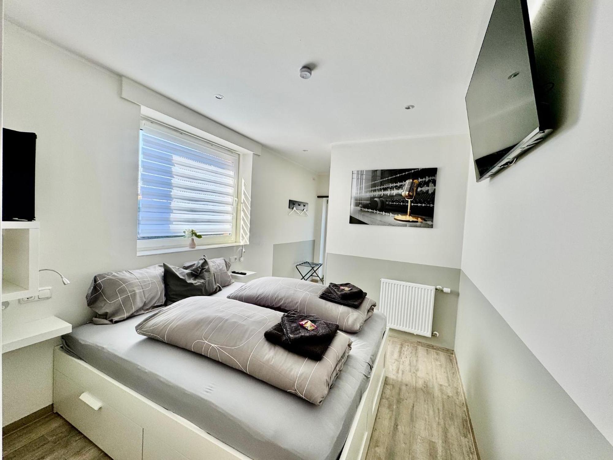Gaestezimmer Beate Und Ferienwohnung Rheda Wiedenbrueck Esterno foto